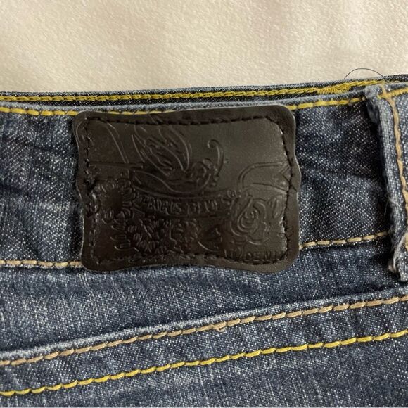 PARIS BLUES Size 13 Juniors - Distressed Bootcut Blue Jeans - embroidered pocket - Picture 15 of 16